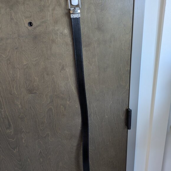 Dickies Reversible (black/brown) Leather Belt size 36/90 (good for 34 in waist). - Picture 4 of 5